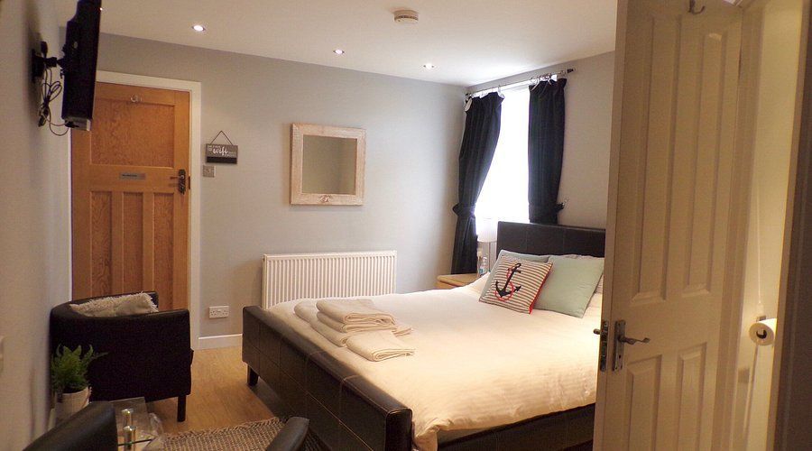 Modern Guest Room with Natural Light